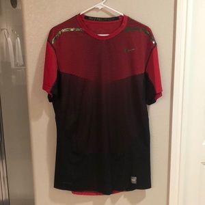 Nike Pro Combat compression tee. Dri Fit.